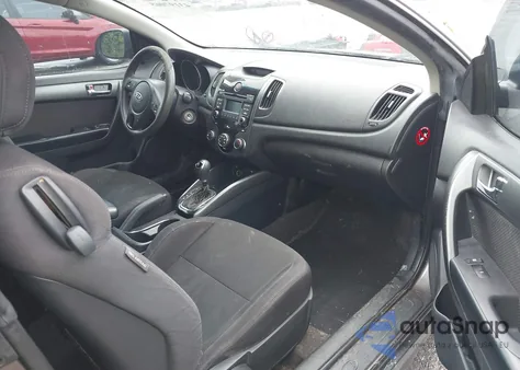 2013 Kia Forte Ex z USA, uszkodzony, nr VIN KNAFU6A26D5743270